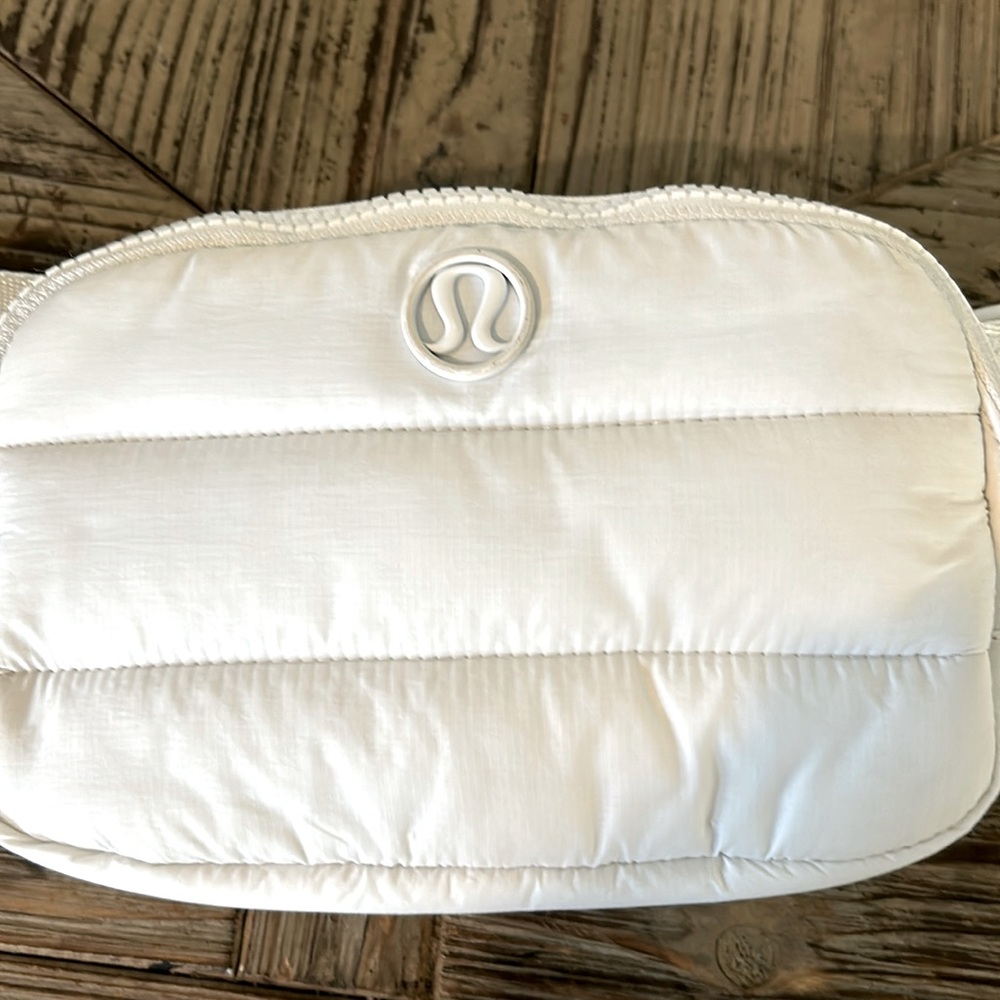 Lululemon Wunder Puff Crossbody Bag White